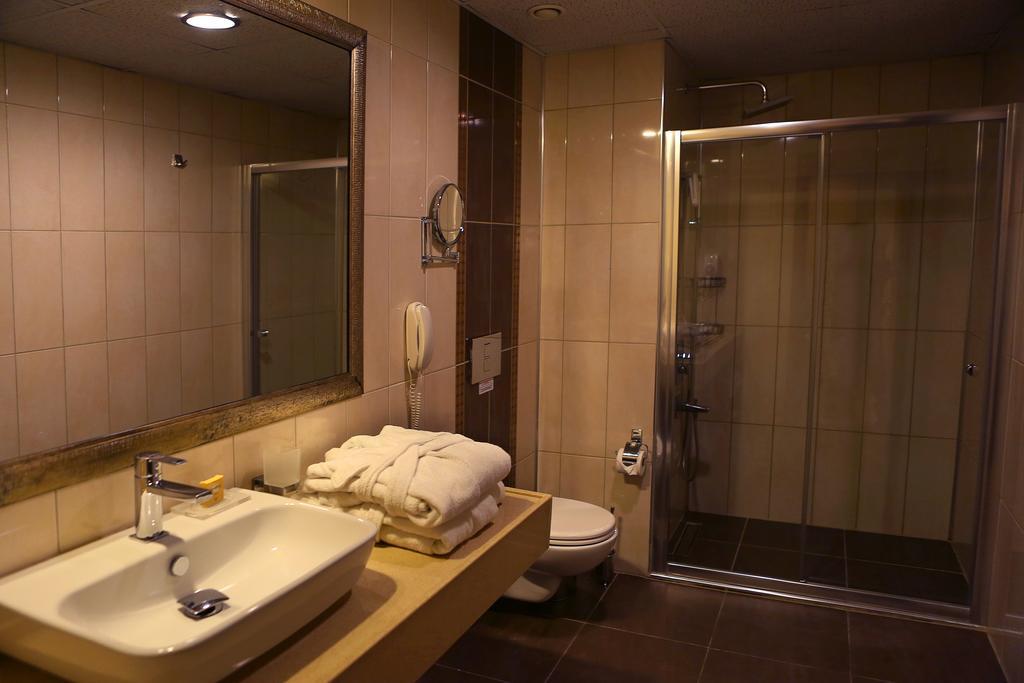 Imperial Park Hotel Izmit Exterior foto