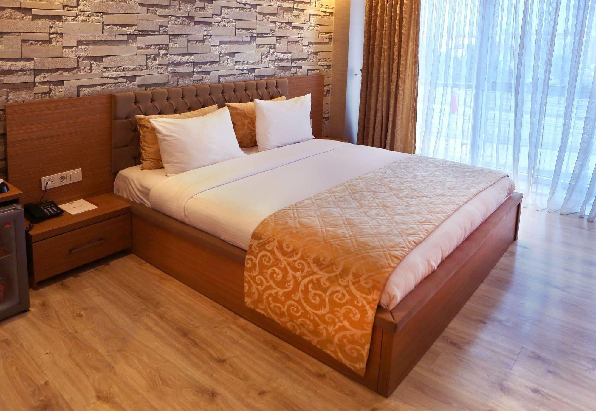 Imperial Park Hotel Izmit Exterior foto