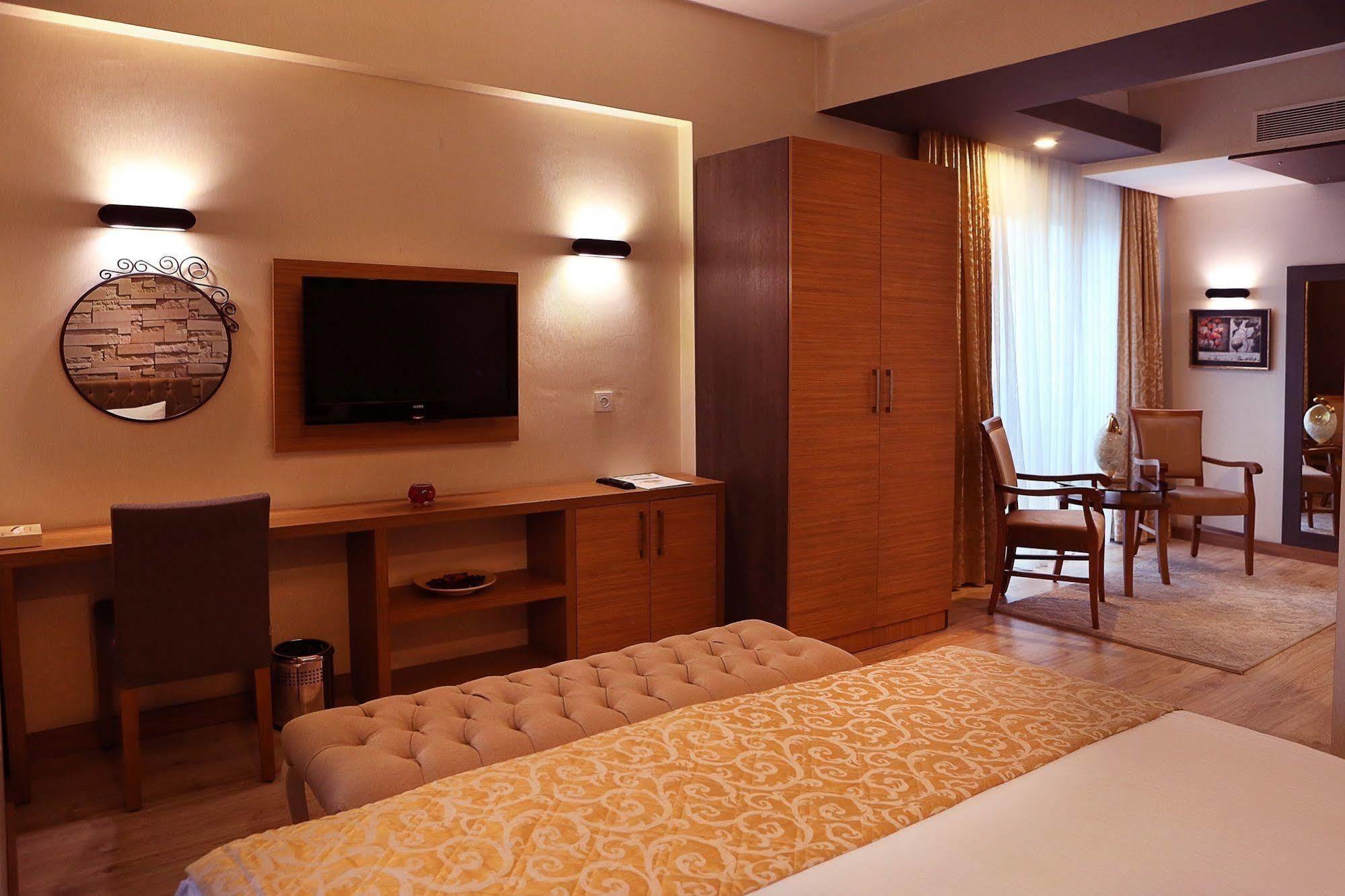 Imperial Park Hotel Izmit Exterior foto